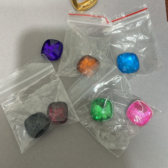 Vintage Joan Rivers Pendant Interchangeable Stone Purple Crystal Gold Toned. - Picture 7 of 12